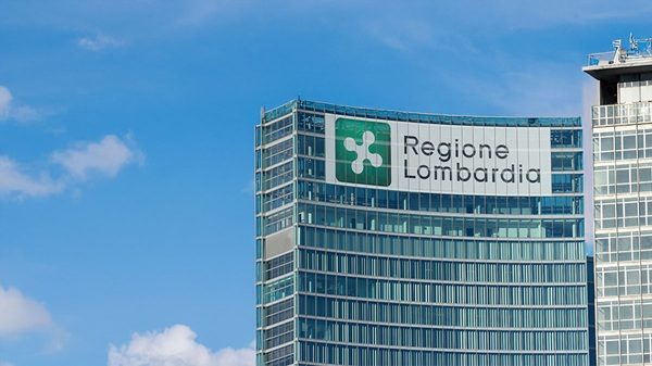 regione lombardia autonomia