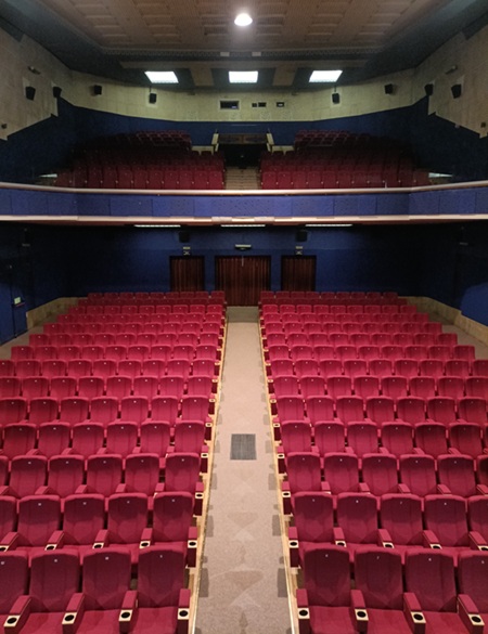 varese nuovo poltrone cinema 04