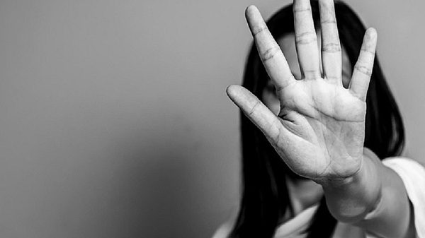 violenza arresto polizia