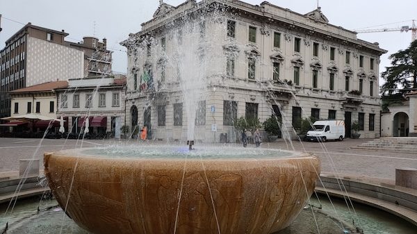 Gallarate elezioni azione pignataro