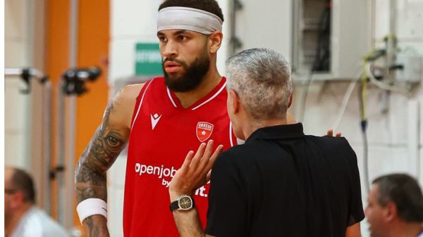 Openjobmetis Varese Napoli amichevole