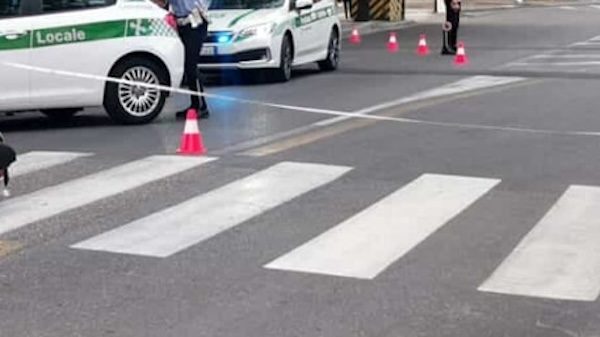 Milano morto strisce pedonali