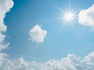 cielo sereno nubi termometro
