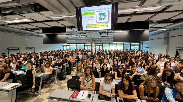 medicina semestre aperto insubria