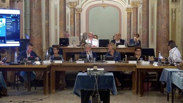 pgt discussione consiglio varese