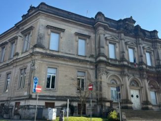 scuole medie luino ascensore