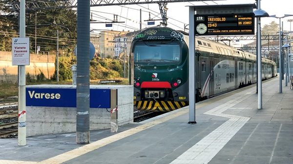 varese treni regione