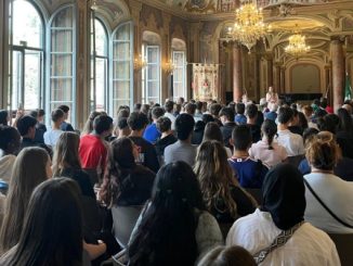 varese comune costituzione diciottenni