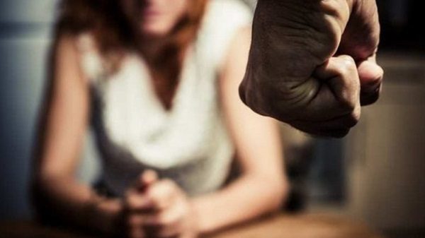violenze famiglia maltrattamenti donne