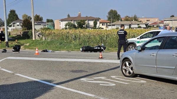 samarate incidente moto auto -
