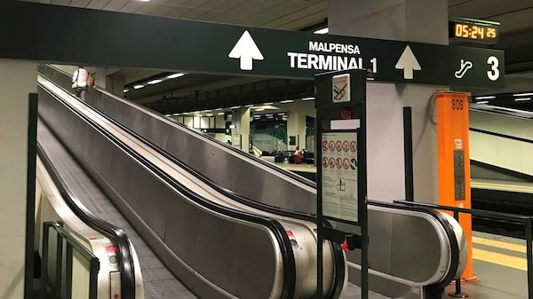 Malpensa oman air cancellato