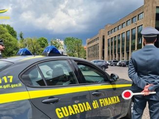 milano mafia banca arresti