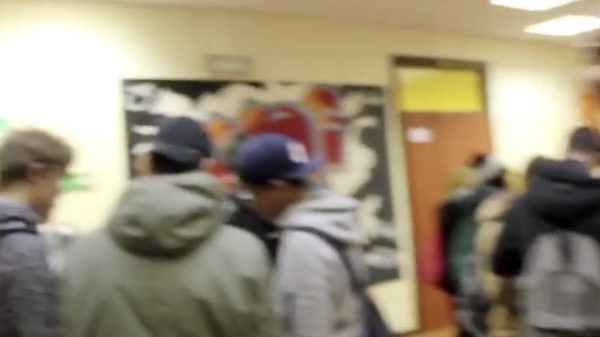 Sesto calende scuola occupazione