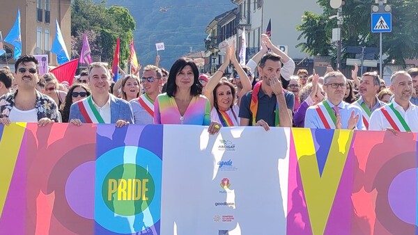 Gravellona Pride corteo Luxuria