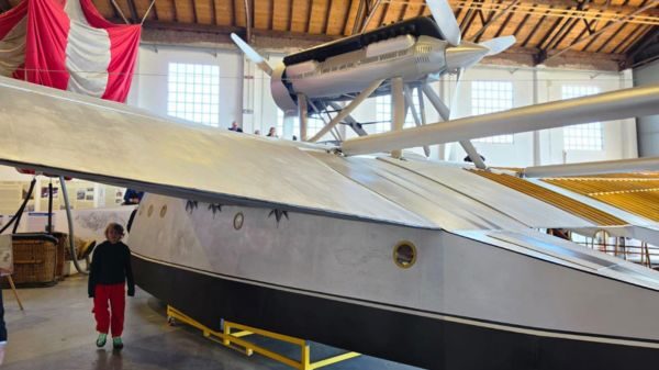 Volandia replica aereo Balbo