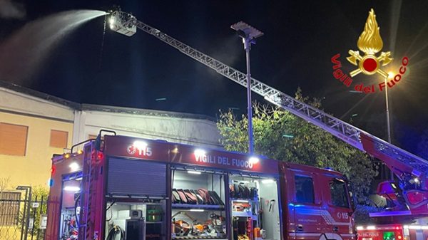incendio vigili del fuoco