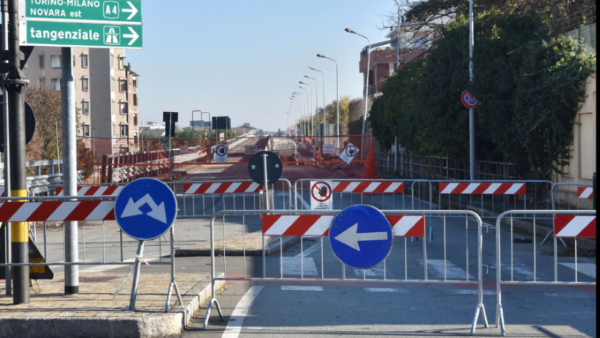 Novara lavori cavalcavia XXVaprile