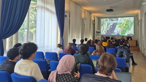 centenario provincia varese studenti