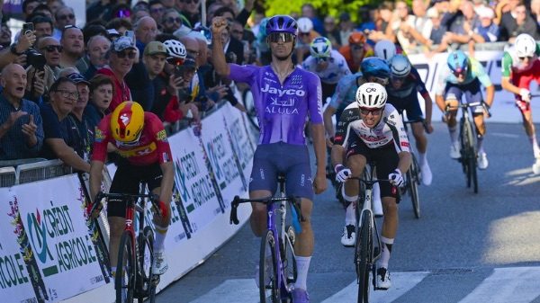 ciclismo giro vento covi