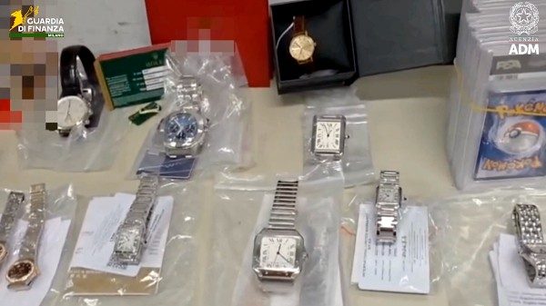 contrabbando linate sequestrati orologi