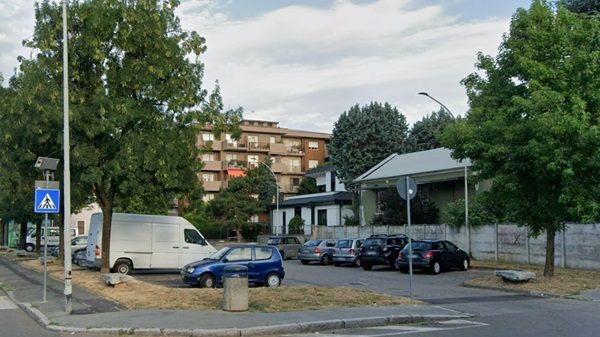legnano parcheggio viale gorizia