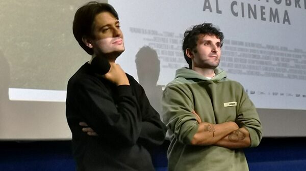 miv estranea oscar strippoli 01