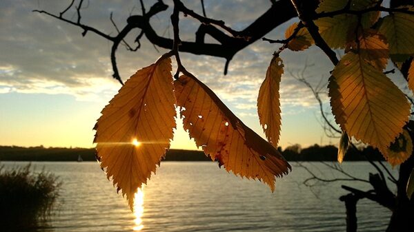 nuvoloso sole weekend miglioramento